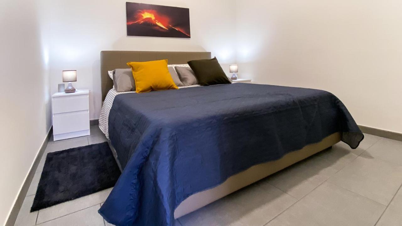 Miracle Apartment คาตาเนีย ภายนอก รูปภาพ